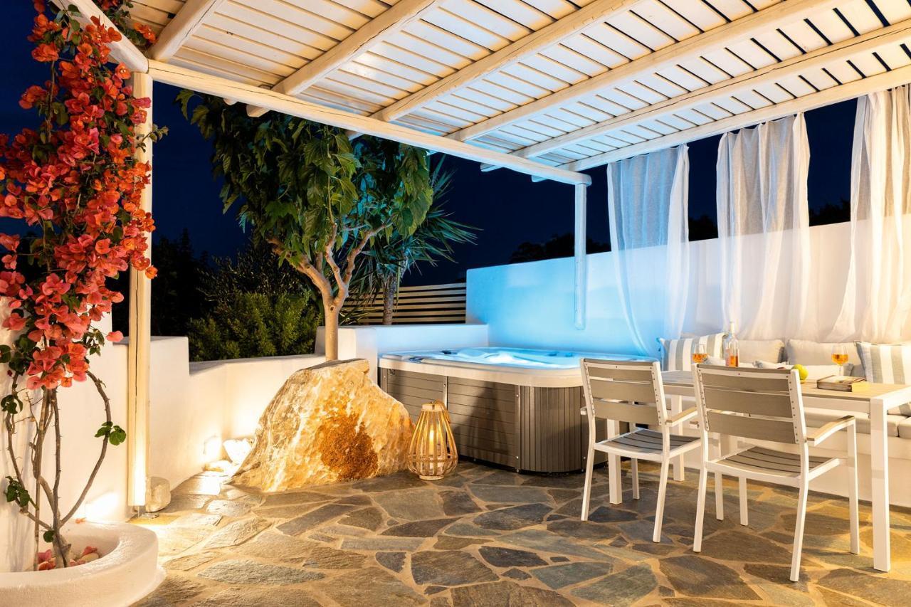 Blue Mare Villas Páros Exterior foto