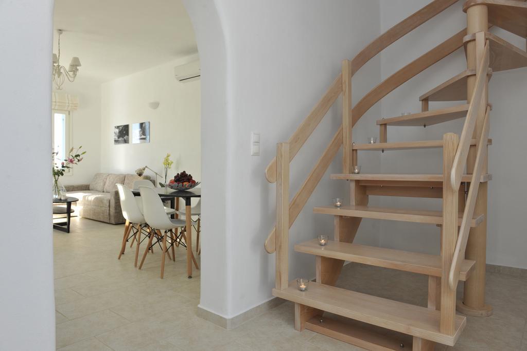 Blue Mare Villas Páros Habitación foto