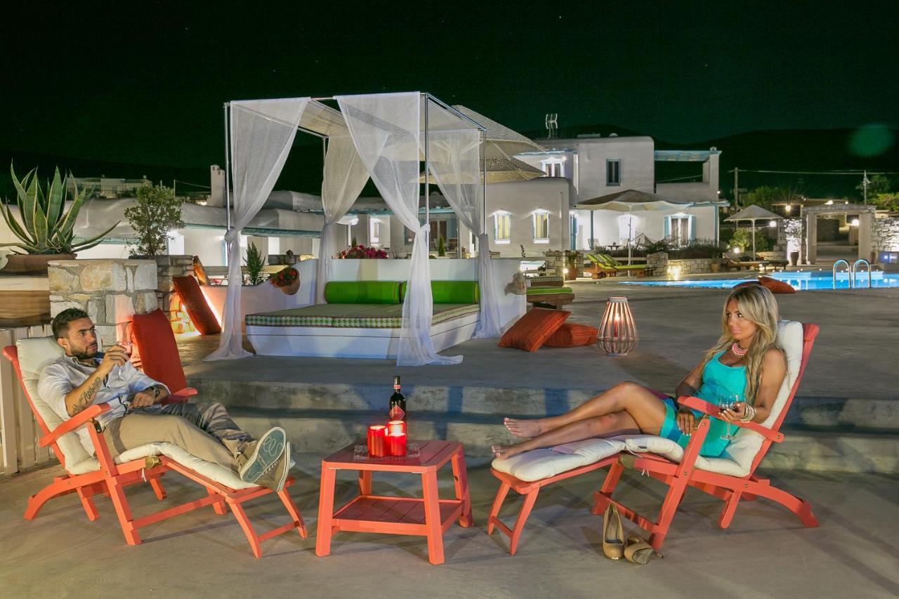 Blue Mare Villas Páros Exterior foto